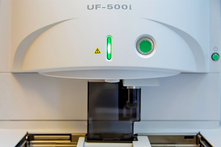 UF-500i Автоматический анализатор клеточного состава мочи
